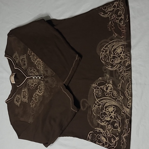 Blue Canyon Clothing Tops - BLUE CANYON Clothing  Brown Embroidered 3/4 Sleeve Top